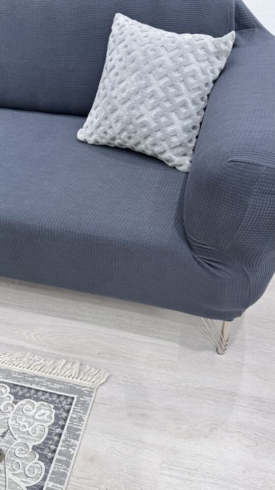 Likrali Streç Lastikli Esnek Yikanabilir Kare Desen Üç Kişilik Kotuk Örtüsü Koltuk Kılıfı (1adet) koyu gri